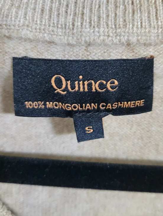 Quince Women's Mongolian 100% Cashmere V Neck Sweater Tan Oatmeal, Size S - Picture 2 of 5